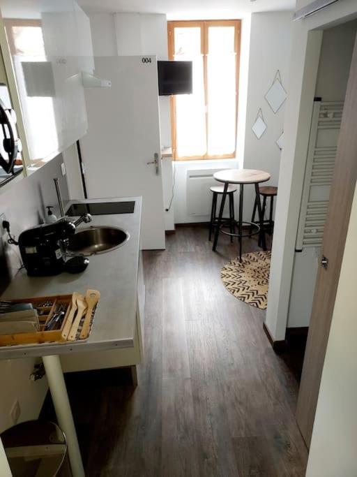 T2 Cosy Vieux Montlucon Apartment Екстериор снимка